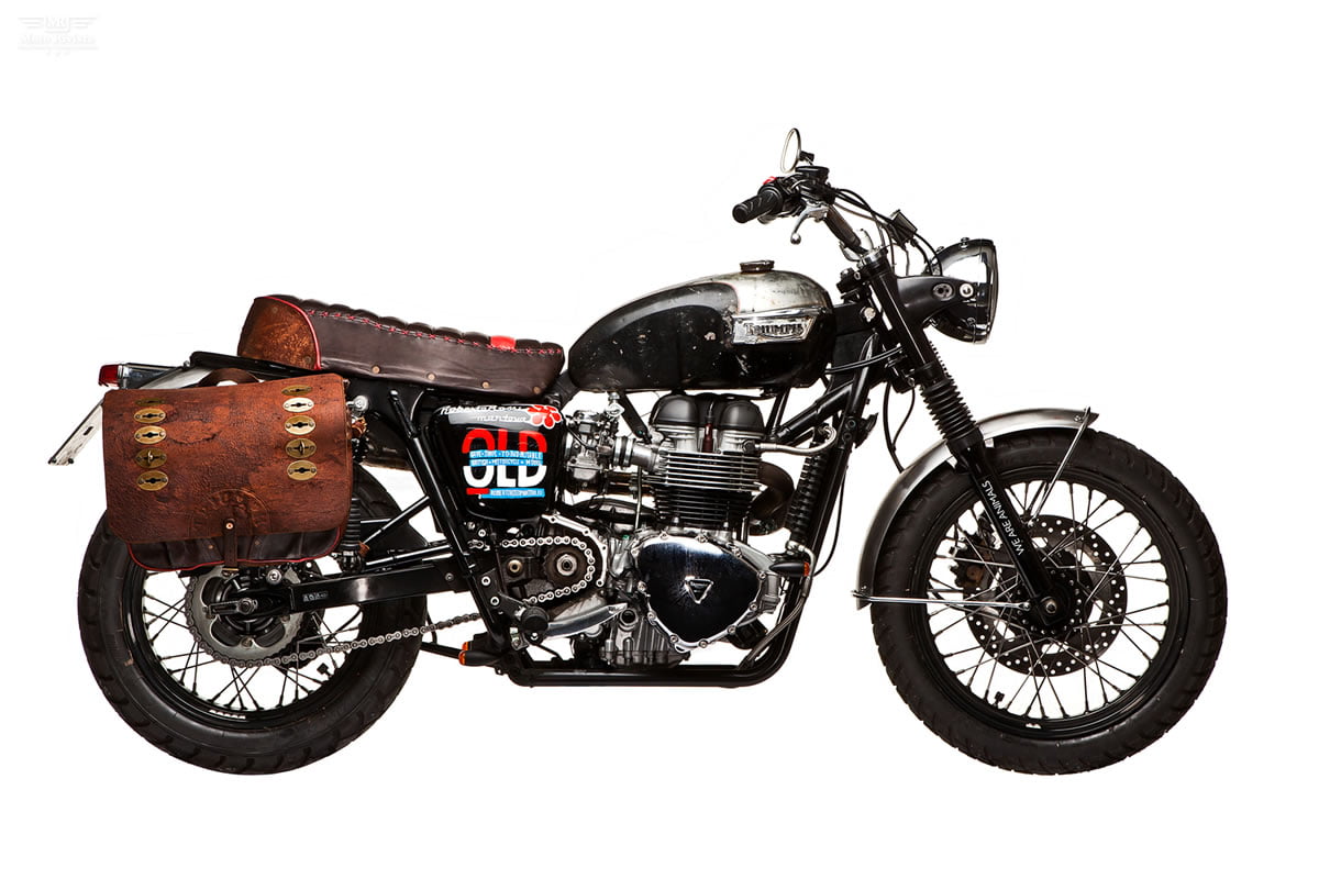 sportster custom with bags Triumph Bonneville by Roberto Rossi