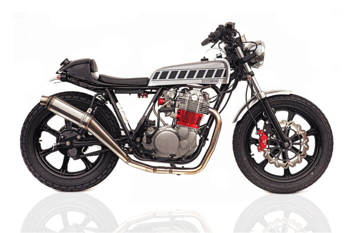 Yamaha SR542 by Deus Ex Machina