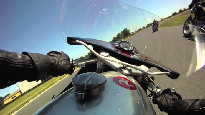 Seeley ‘Triley’ road race by Vincent Michel