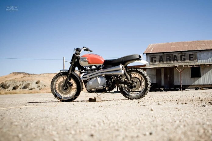 Triumph Trophy 55 by JoMo Racing