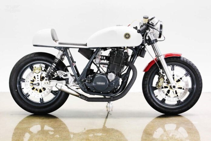 Yamaha SR500 Cafe Racer by Lossa Engineering