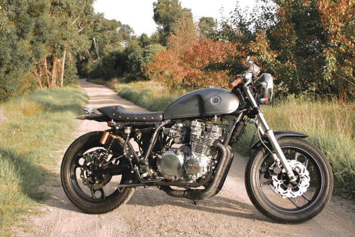 Yamaha XJ900 by Halfway There Motorcycles