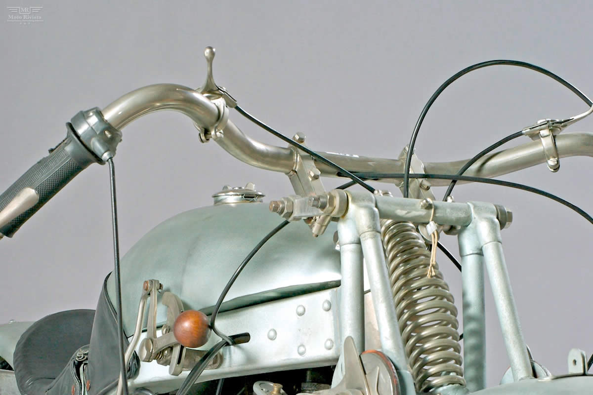 Neander Motorcycle by Ernst Neumann 1