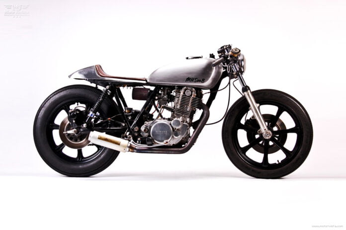 Yamaha SR500 Cafe Racer