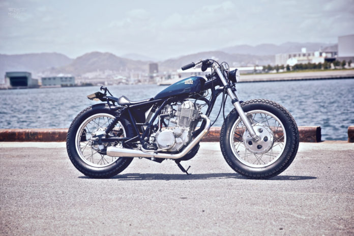 Japanese Custom Yamaha SR400 by Heiwa Motorcycle