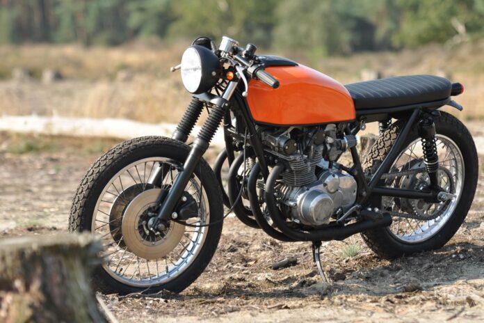 Suzuki GS550 by Left Hand Cycles