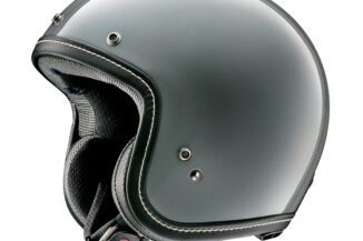 Arai-Classic-V-Timeless-Style-and-Exceptional-Quality-1